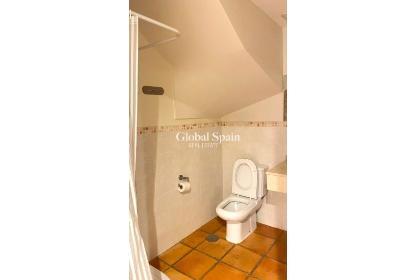 Venta - Casa -
FINESTRAT