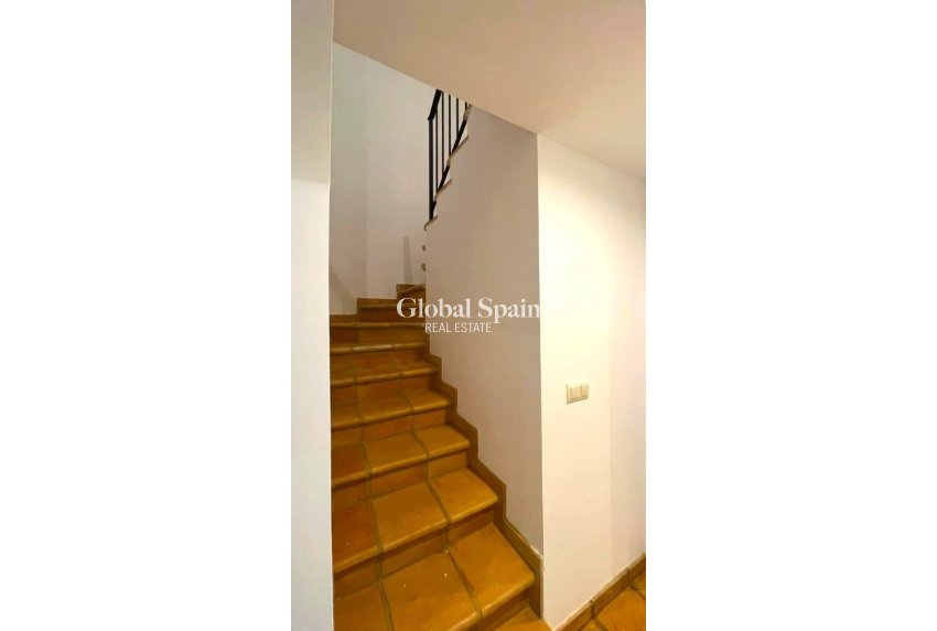 Venta - Casa -
FINESTRAT