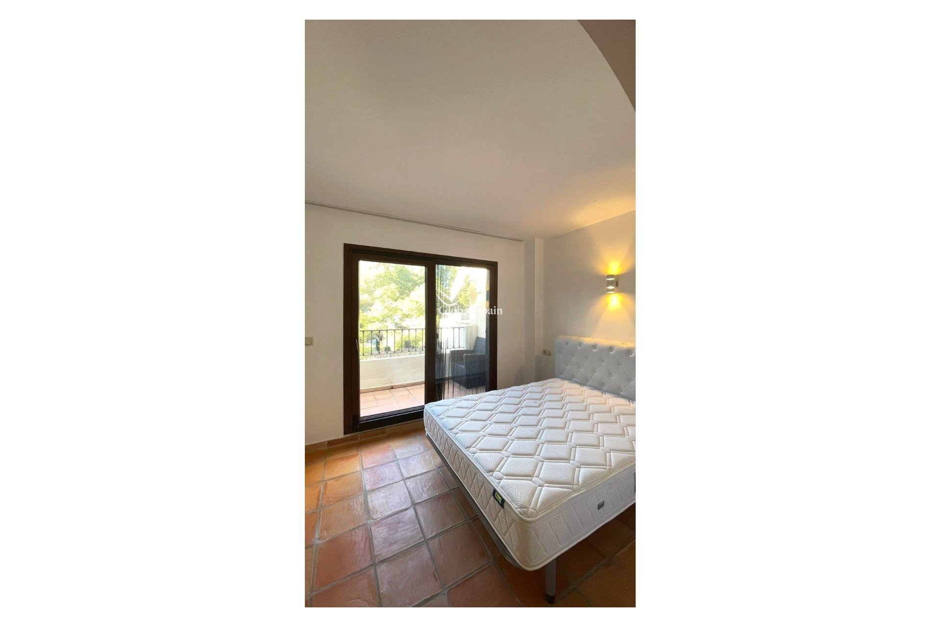 Venta - Casa -
FINESTRAT