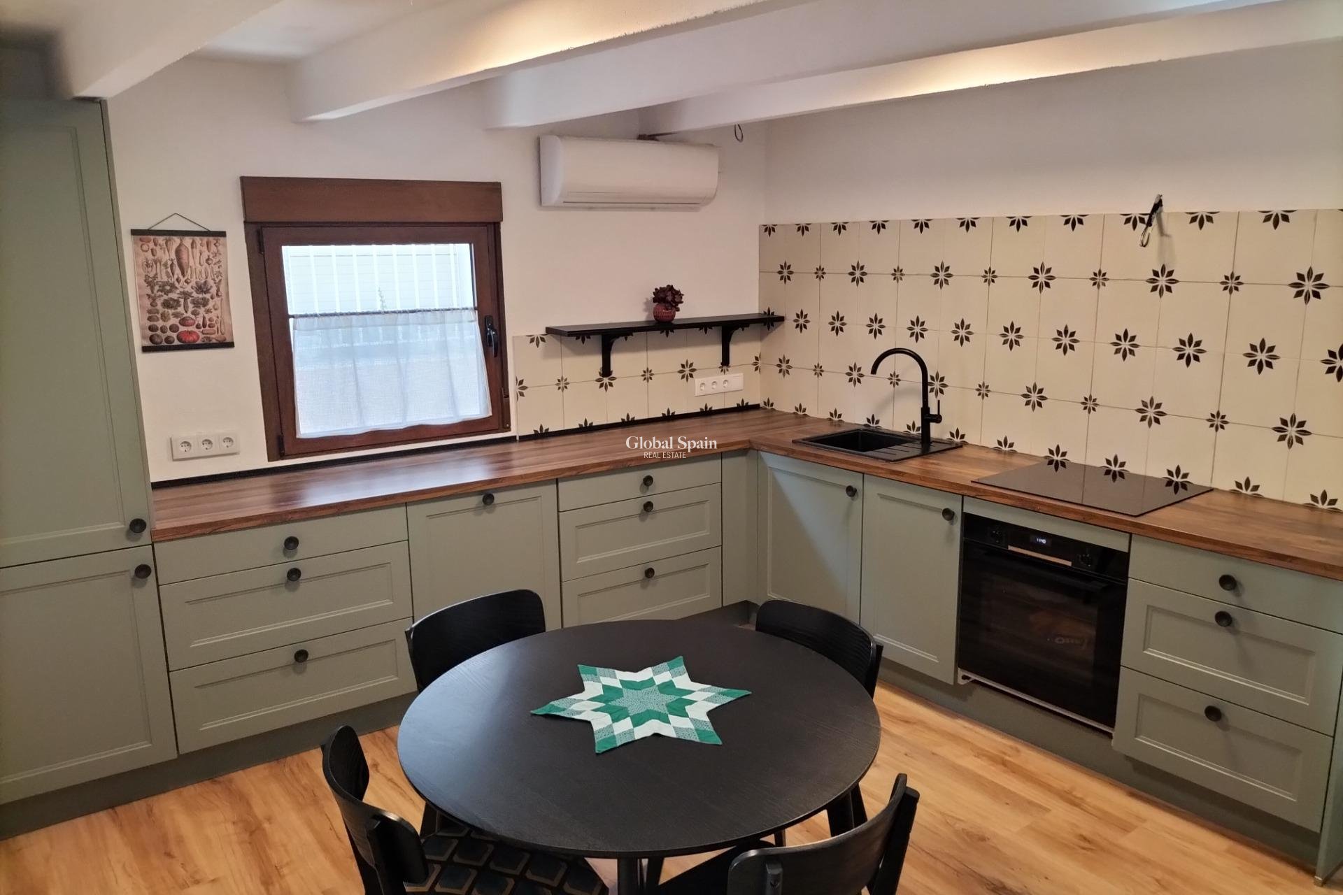 Venta - CASA -
FORMENTERA DEL SEGURA - Centro