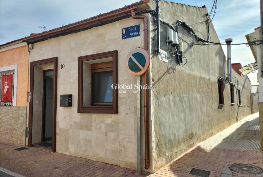 Venta - CASA -
FORMENTERA DEL SEGURA - Centro
