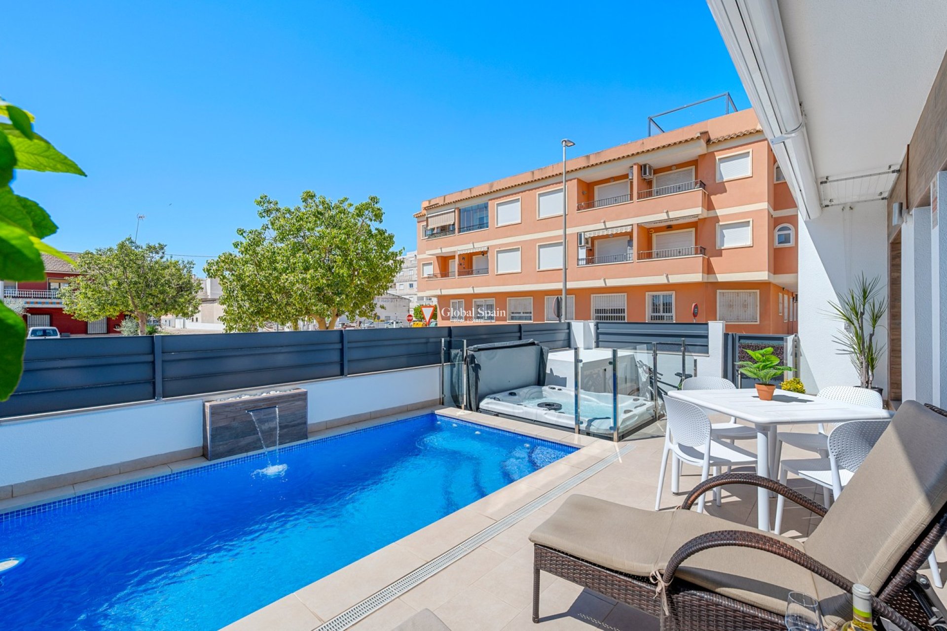 Venta - CASA -
FORMENTERA DEL SEGURA - Costa Blanca
