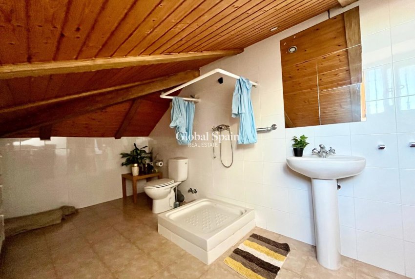 Venta - CASA -
FORTUNA - Inland