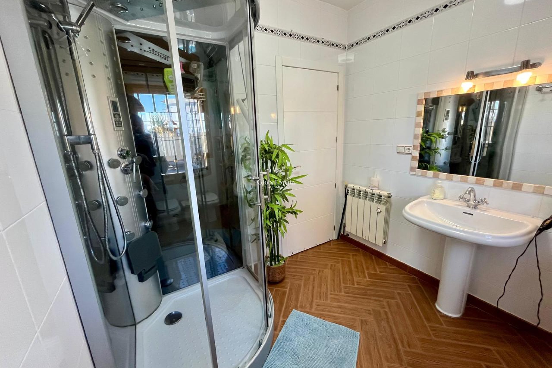 Venta - CASA -
FORTUNA - Inland