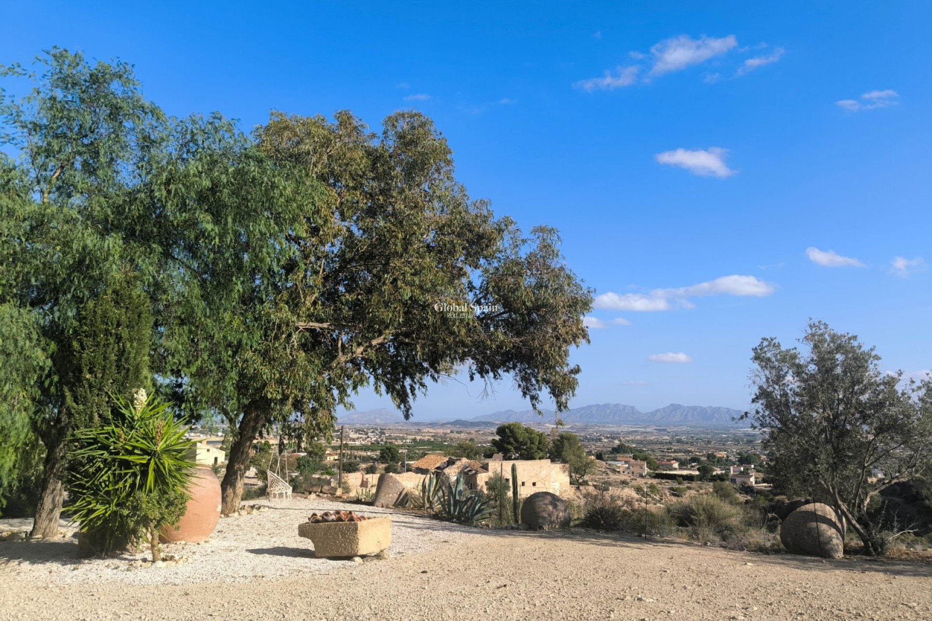 Venta - CASA -
FORTUNA - Inland