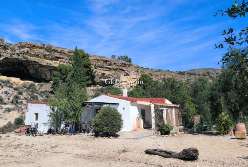 Venta - CASA -
FORTUNA - Inland