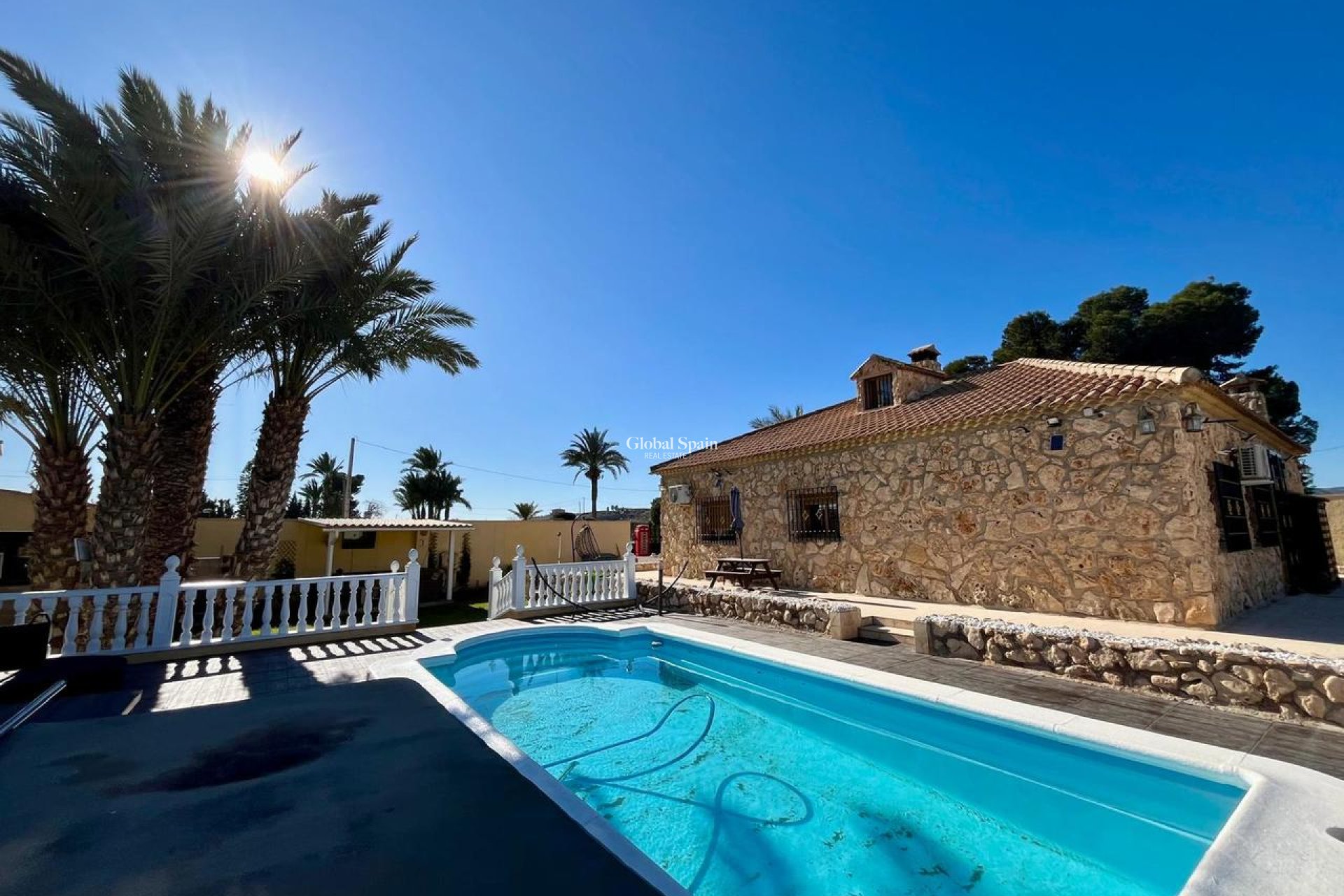 Venta - CASA -
FORTUNA - Inland