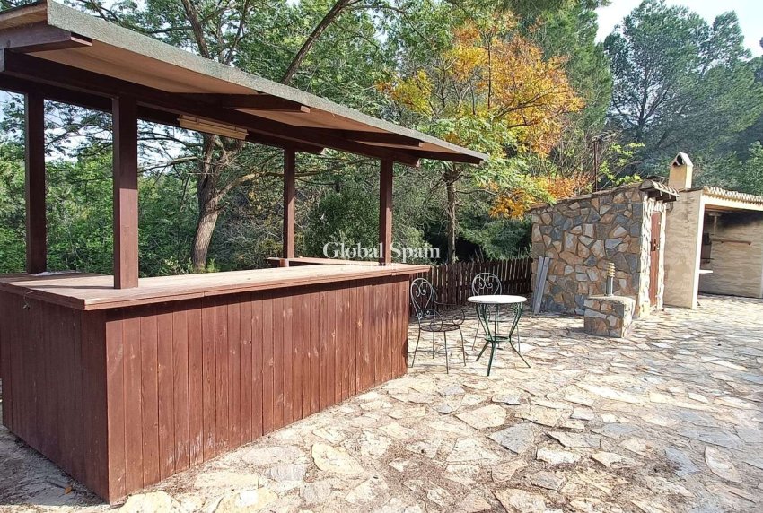 Venta - CASA -
GEA Y TRUYOLS - Inland