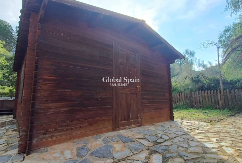 Venta - CASA -
GEA Y TRUYOLS - Inland