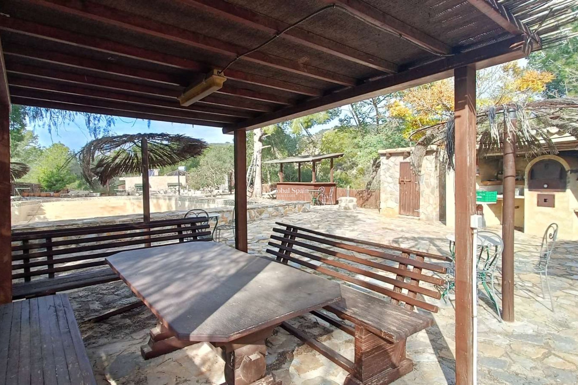 Venta - CASA -
GEA Y TRUYOLS - Inland