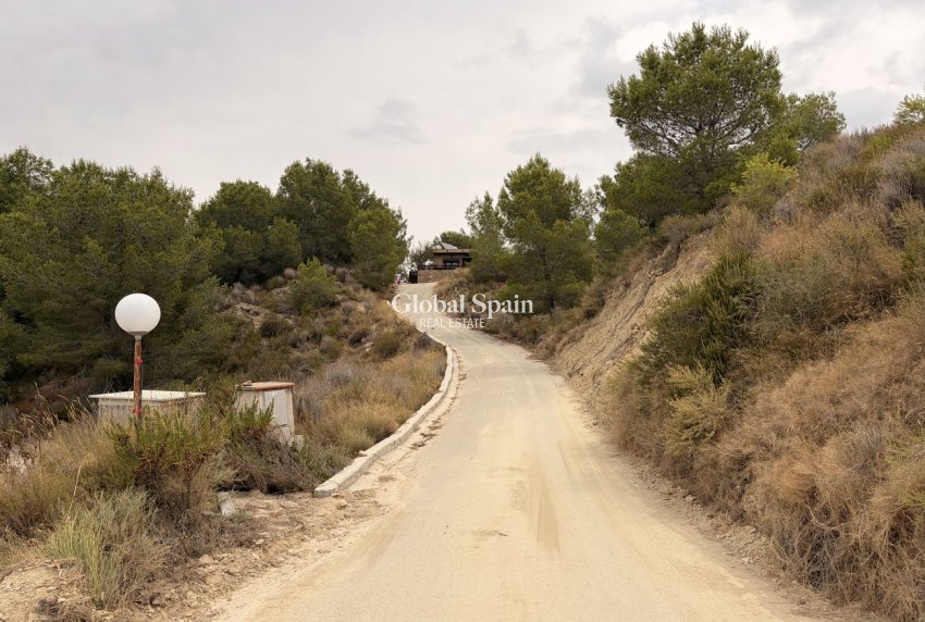 Venta - CASA -
GEA Y TRUYOLS - Sierra de Columbares Natural Park