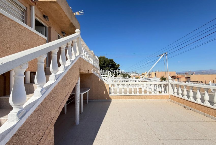Venta - CASA -
GRAN ALACANT - Monte Y Mar Alto