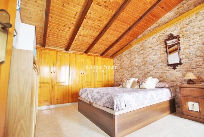 Venta - CASA -
GUARDAMAR DEL SEGURA - Benamor