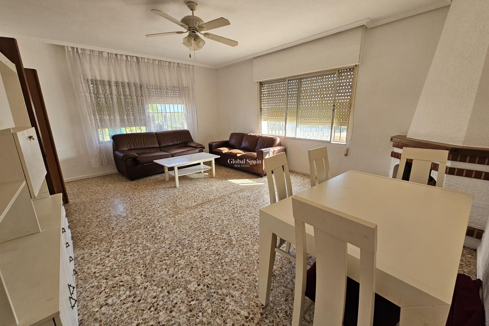 Venta - CASA -
GUARDAMAR DEL SEGURA - Buenavista