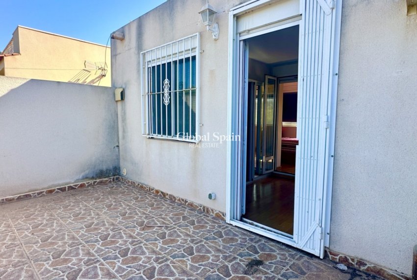 Venta - CASA -
GUARDAMAR DEL SEGURA - Costa Blanca