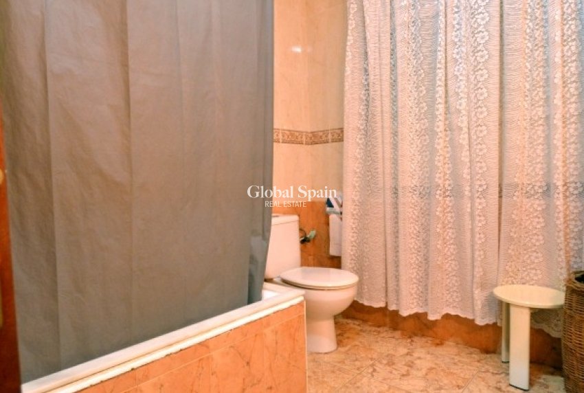 Venta - CASA -
GUARDAMAR DEL SEGURA - Costa Blanca