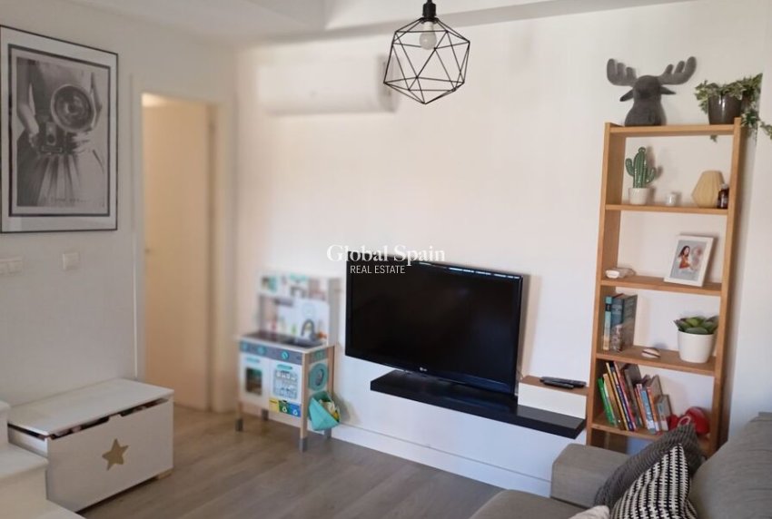 Venta - CASA -
GUARDAMAR DEL SEGURA - Costa Blanca