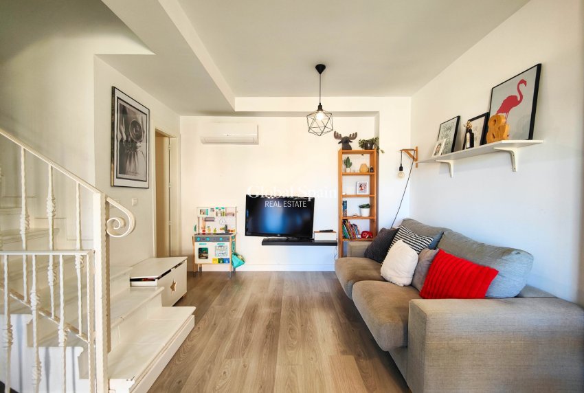 Venta - CASA -
GUARDAMAR DEL SEGURA - Costa Blanca