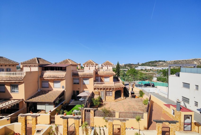 Venta - CASA -
GUARDAMAR DEL SEGURA - Costa Blanca