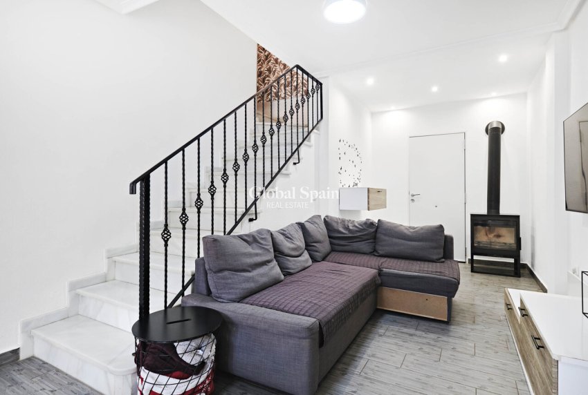 Venta - CASA -
GUARDAMAR DEL SEGURA - EL RASO