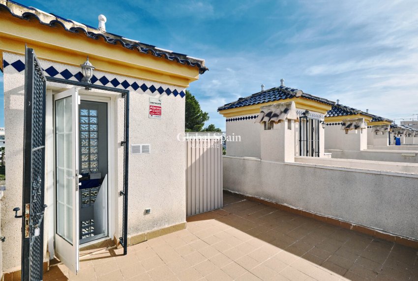 Venta - CASA -
GUARDAMAR DEL SEGURA - EL RASO