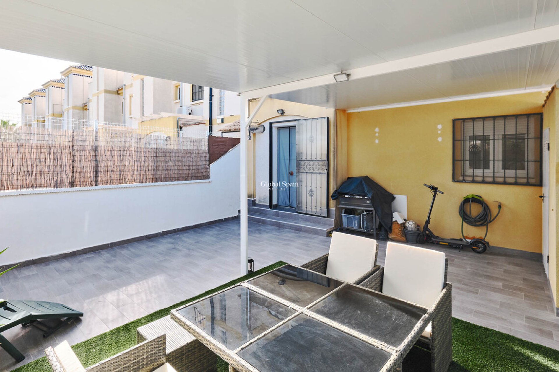 Venta - CASA -
GUARDAMAR DEL SEGURA - EL RASO