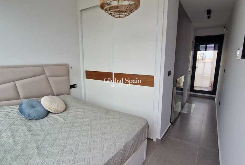 Venta - CASA -
GUARDAMAR DEL SEGURA - ELS SECONS