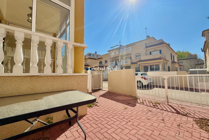 Venta - CASA -
GUARDAMAR DEL SEGURA - Guardamar