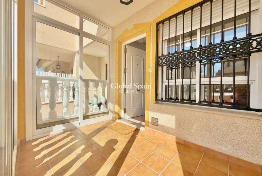 Venta - CASA -
GUARDAMAR DEL SEGURA - Guardamar