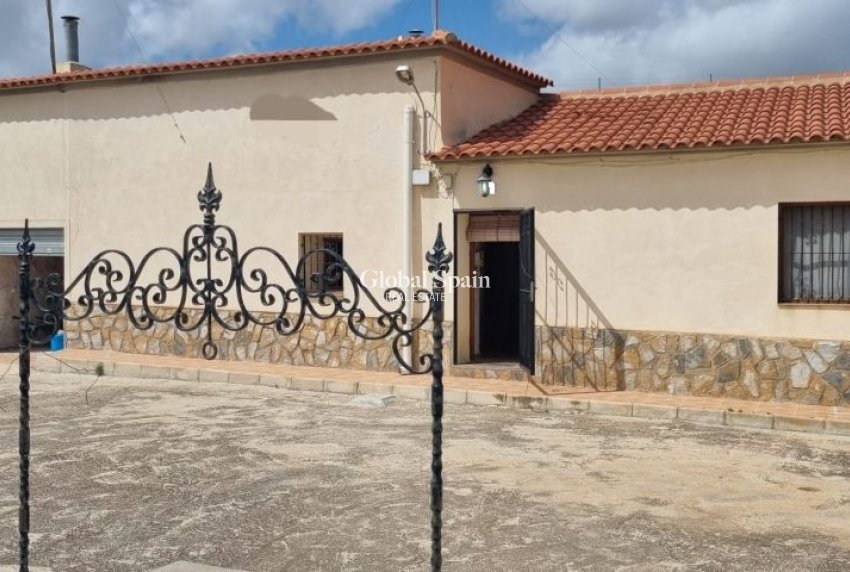 Venta - CASA -
HONDÓN DE LAS NIEVES - Inland
