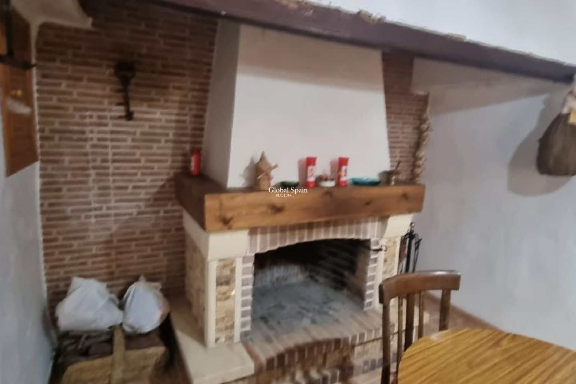 Venta - CASA -
HONDÓN DE LAS NIEVES - Inland