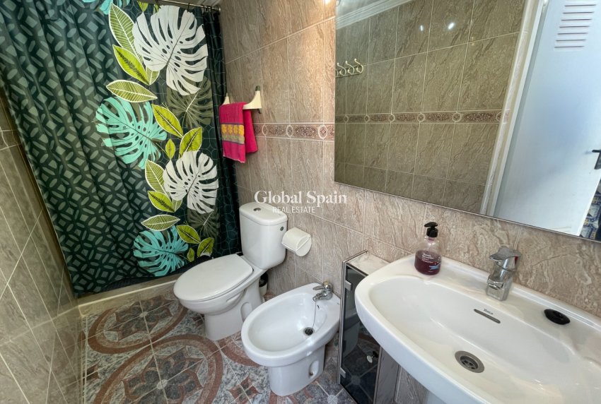 Venta - CASA -
JACARILLA - Inland