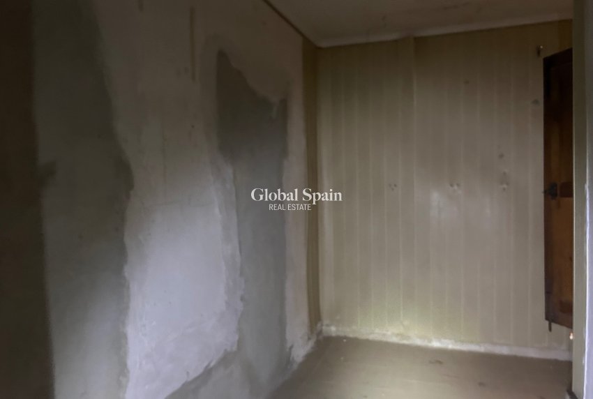 Venta - CASA -
JACARILLA - Inland