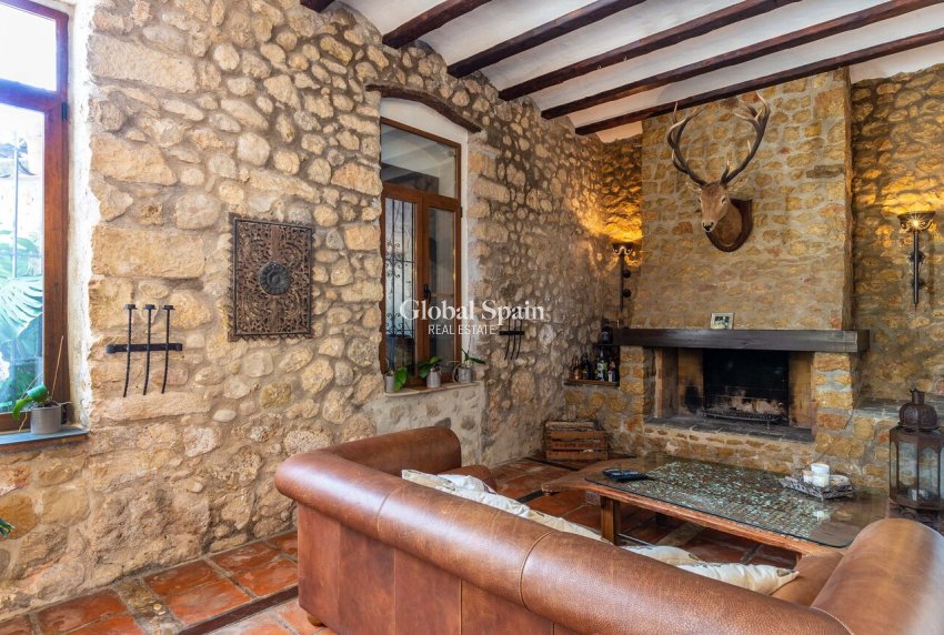 Venta - CASA -
JALÓN - Inland