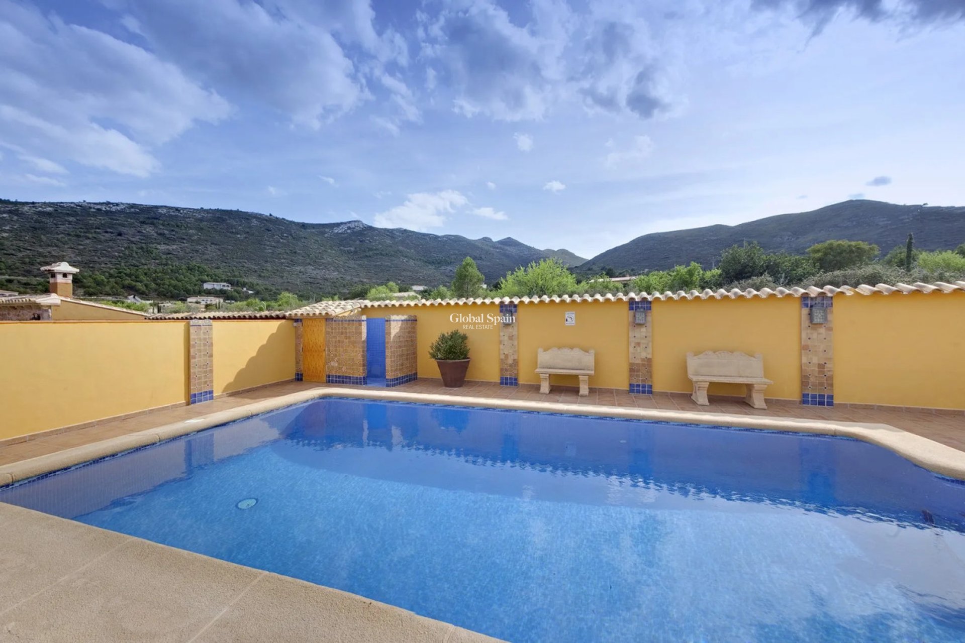 Venta - CASA -
JALÓN - Inland