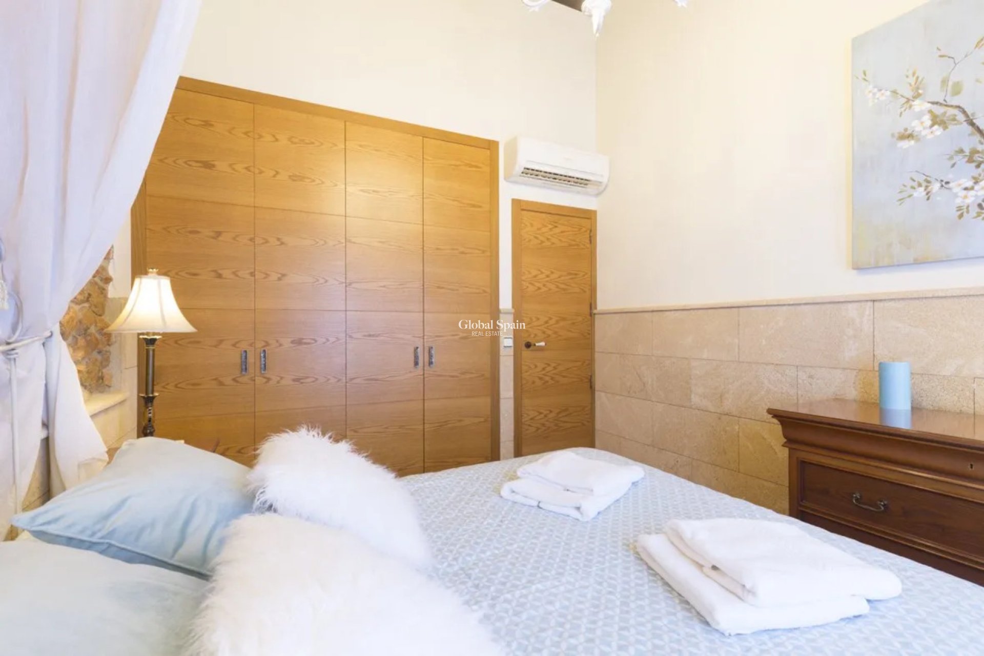 Venta - CASA -
JALÓN - Inland