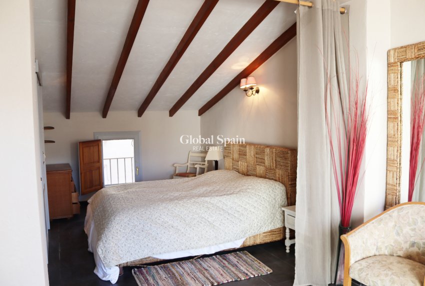 Venta - CASA -
JALÓN - Inland