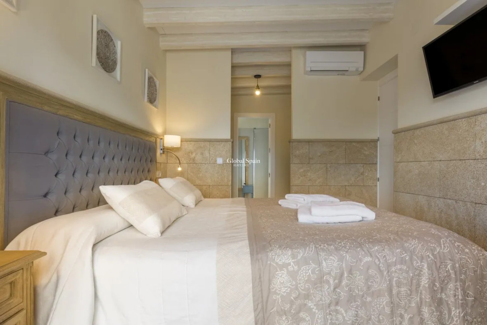 Venta - CASA -
JALÓN - Inland