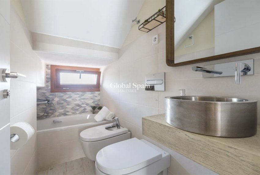 Venta - CASA -
JALÓN - Inland