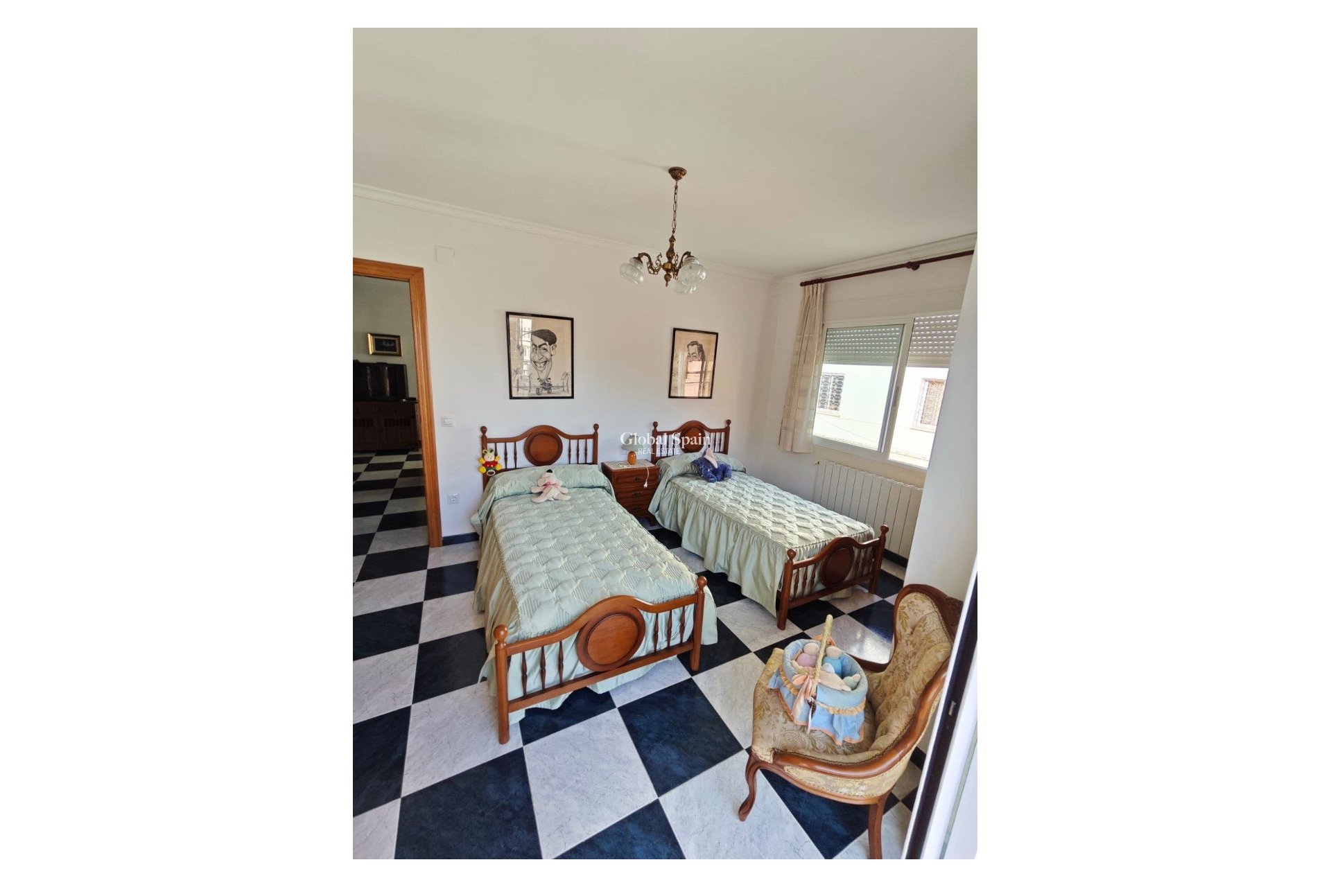 Venta - Casa -
Jeresa - Pueblo