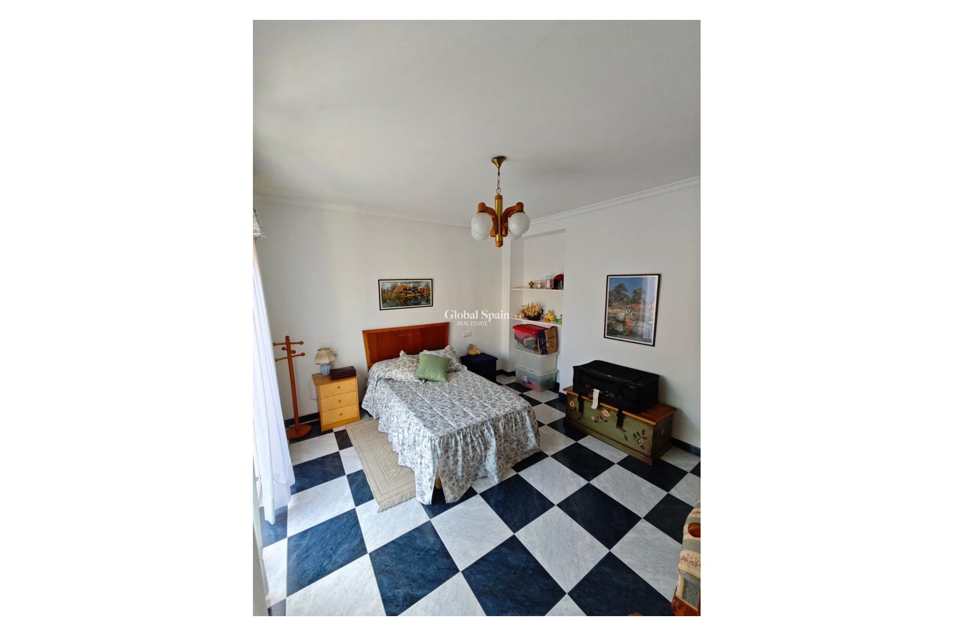 Venta - Casa -
Jeresa - Pueblo