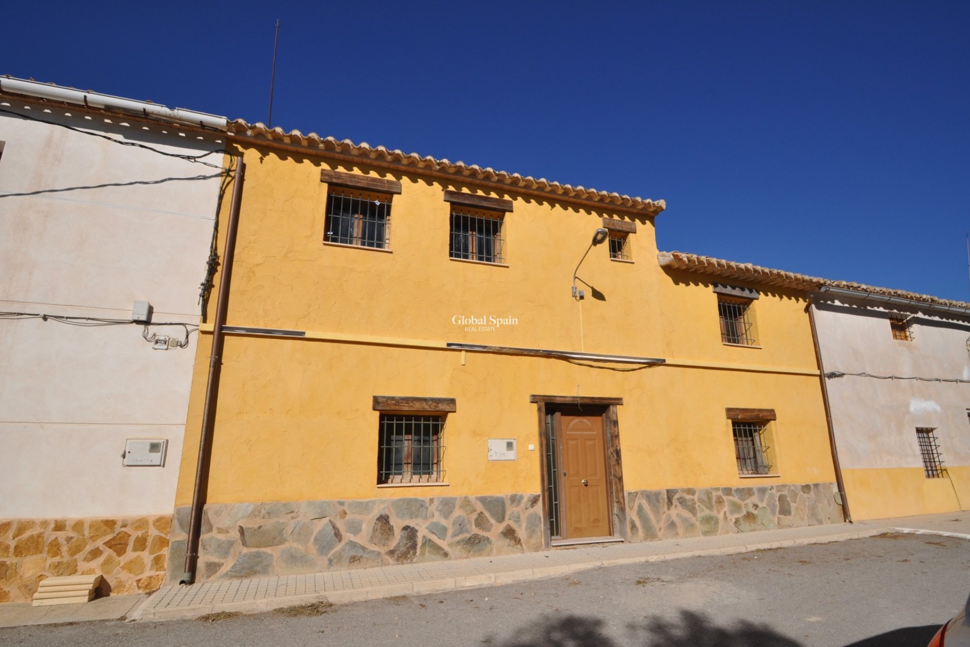 Venta - CASA -
JUMILLA - Inland