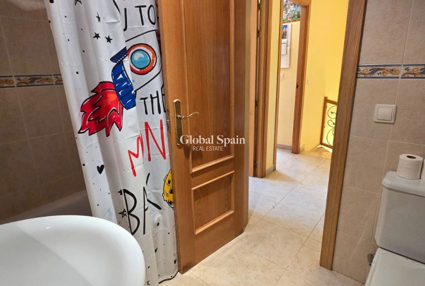 Venta - CASA -
L'ALBIR - center