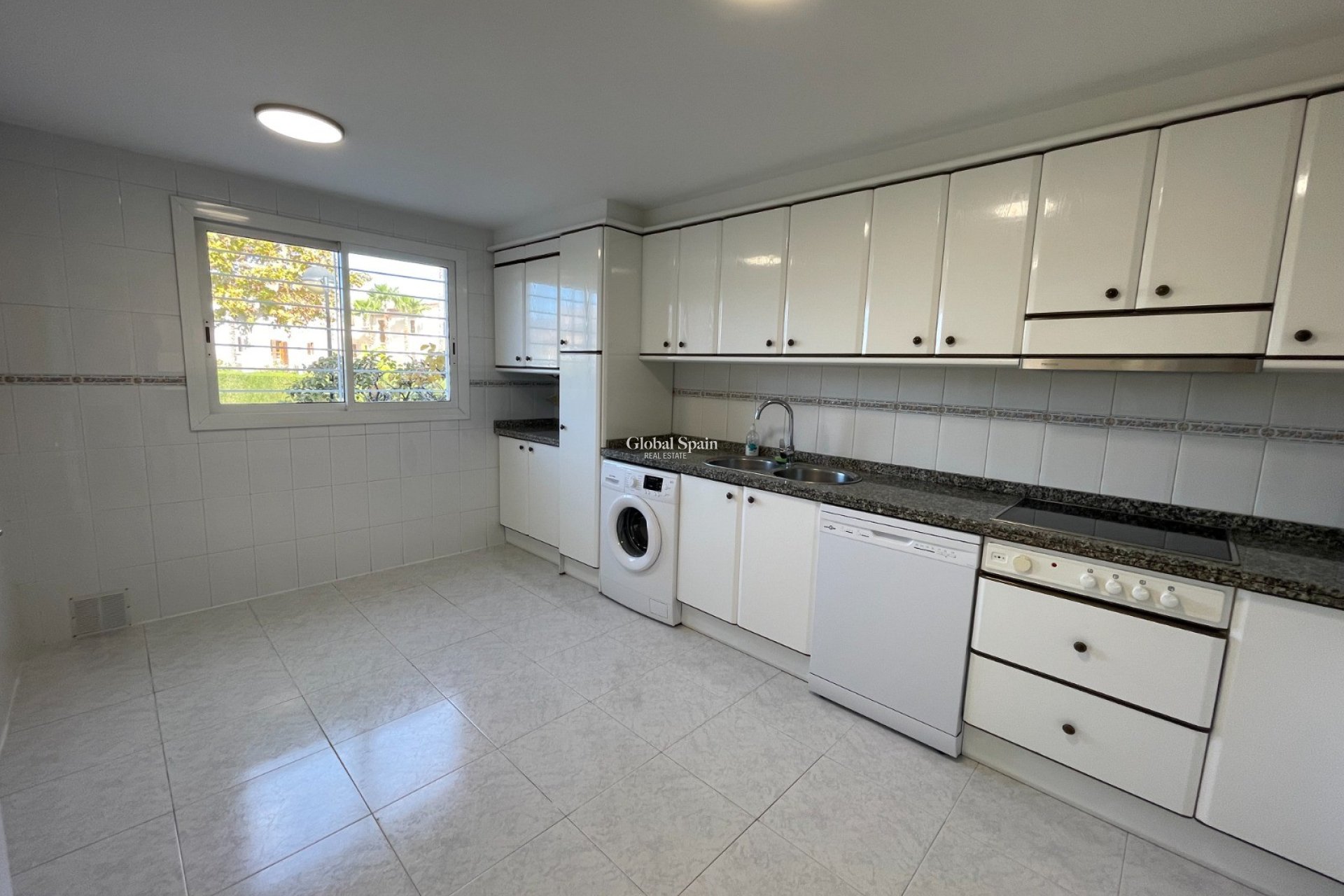 Venta - CASA -
L'ALBIR - center