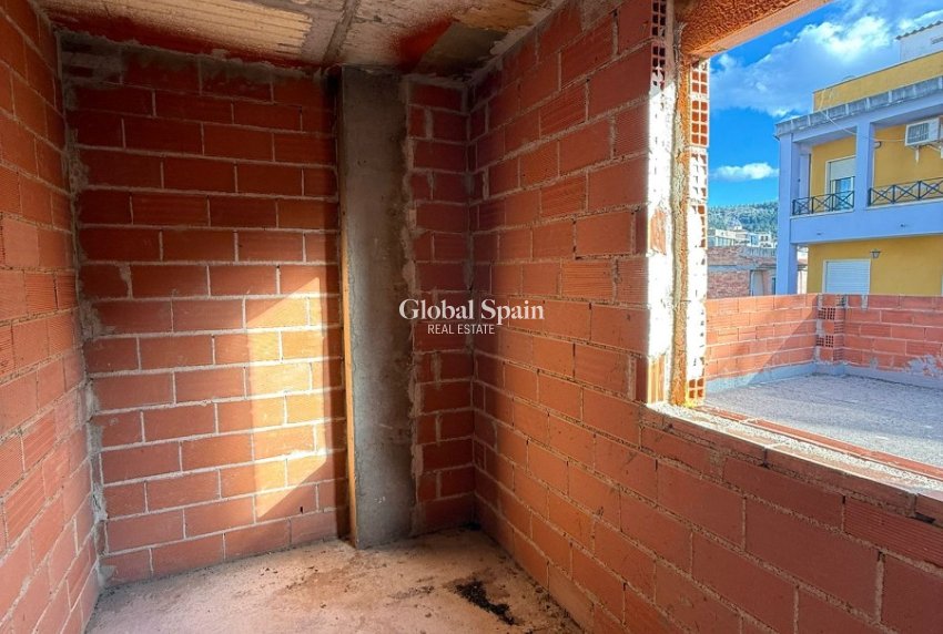 Venta - CASA -
LA FONT D'EN CARRÒS - Centro