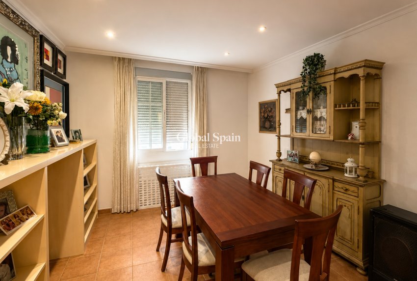Venta - CASA -
LA FONT D'EN CARRÒS - Centro