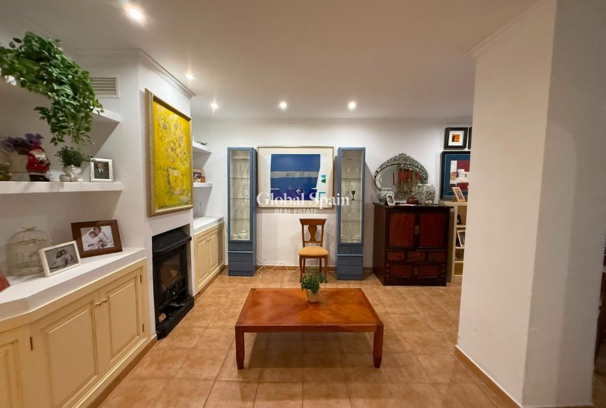 Venta - CASA -
LA FONT D'EN CARRÒS - Centro