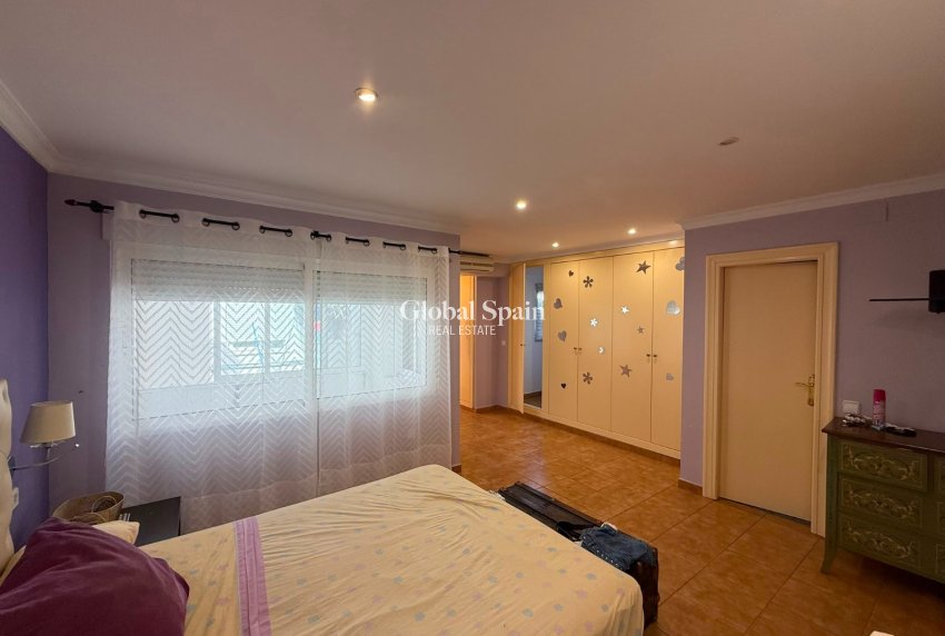 Venta - CASA -
LA FONT D'EN CARRÒS - Centro