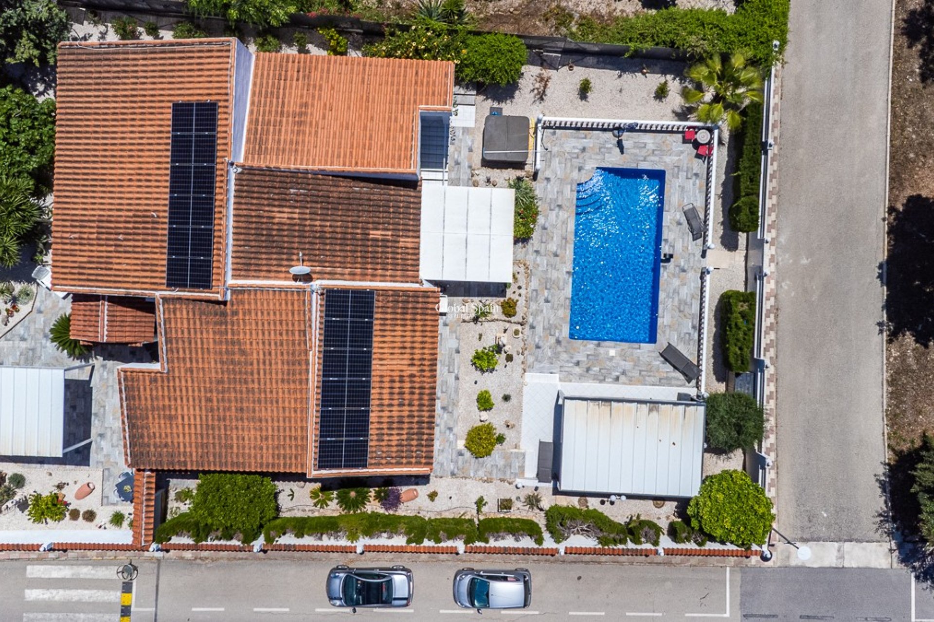 Venta - CASA -
LA MARINA