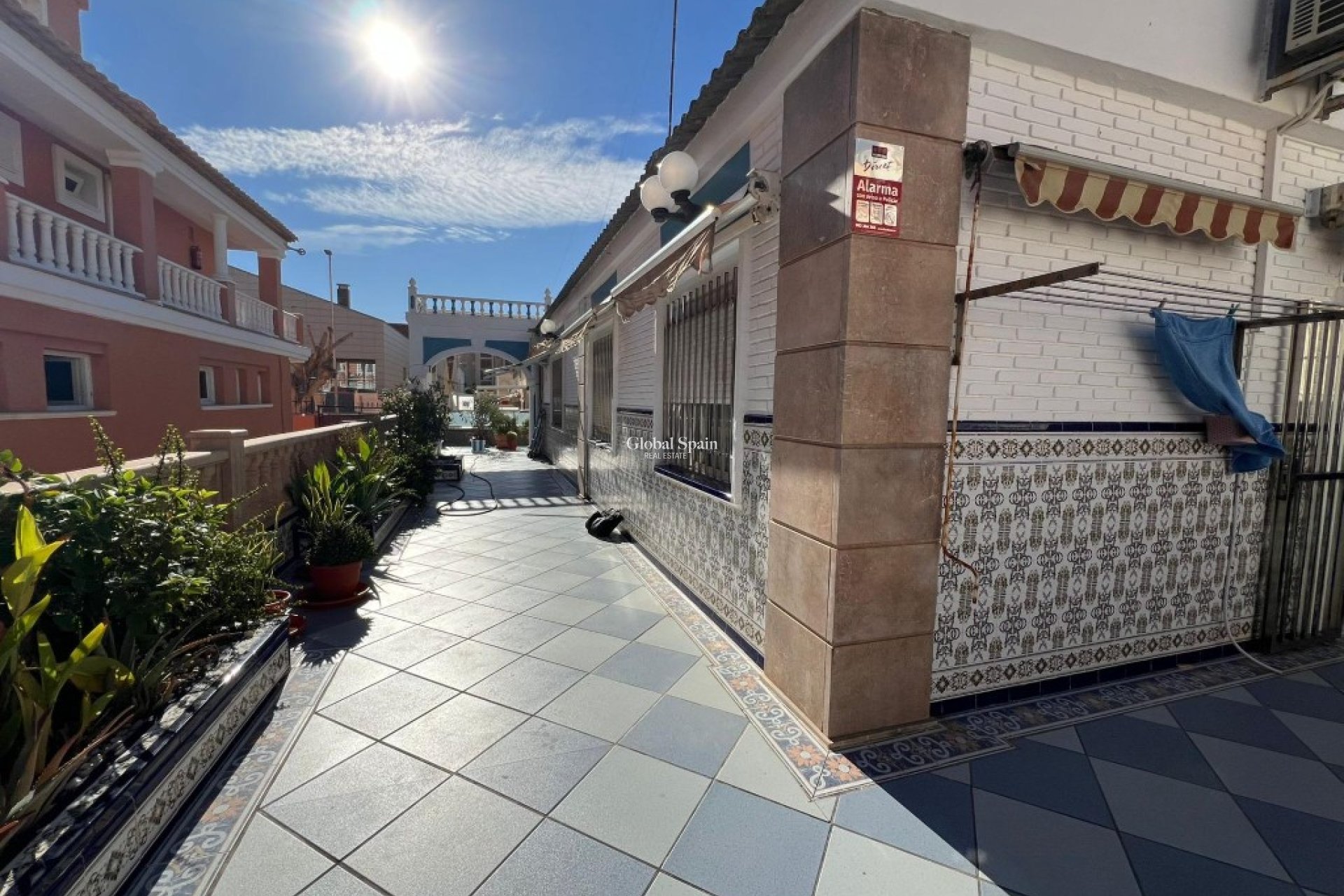 Venta - Casa -
LA MATA